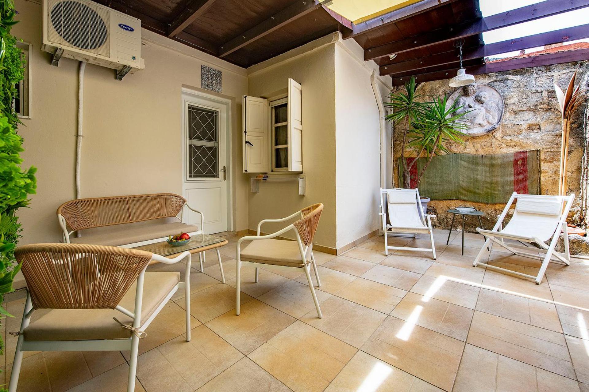 Old Town Corner Luxury Studios Rhodes City Extérieur photo