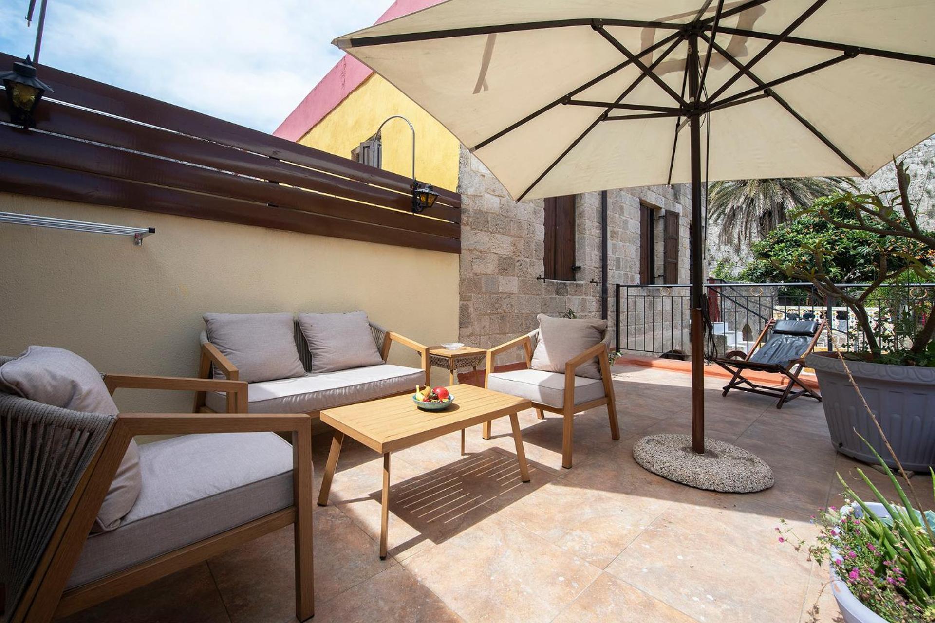 Old Town Corner Luxury Studios Rhodes City Extérieur photo